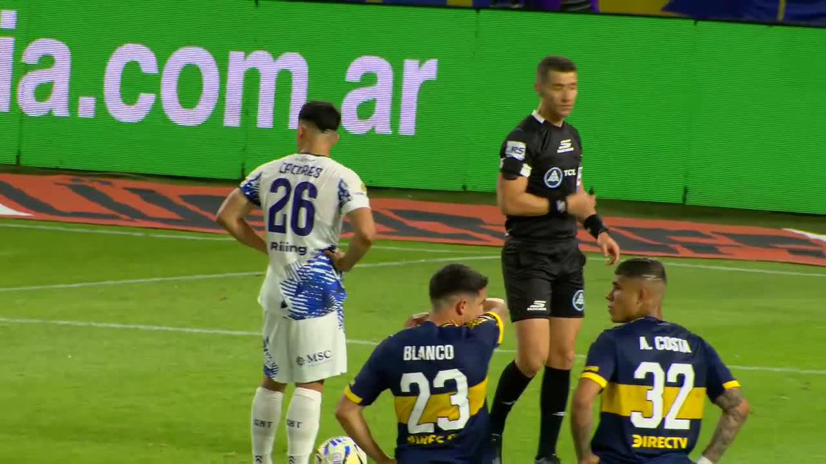 💙💛💙Y DALE BOOO... Y DALE BOOO!!!! 🏟️LA GENTE ATAJÓ EL PENAL CON AGUSTÍN MACHESÍN EN LA BOMBONERA.