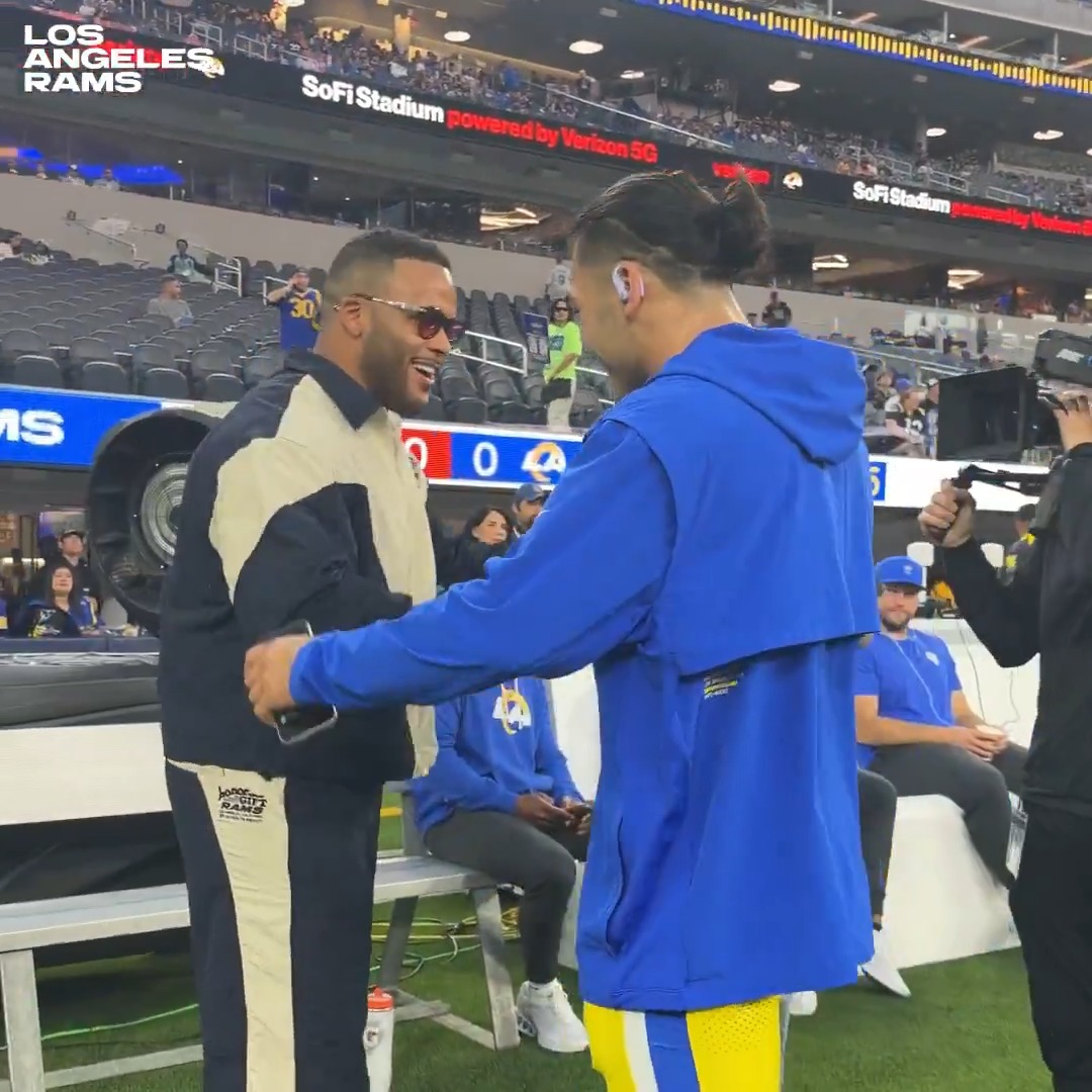 HUG ME, BROTHA. 🥹