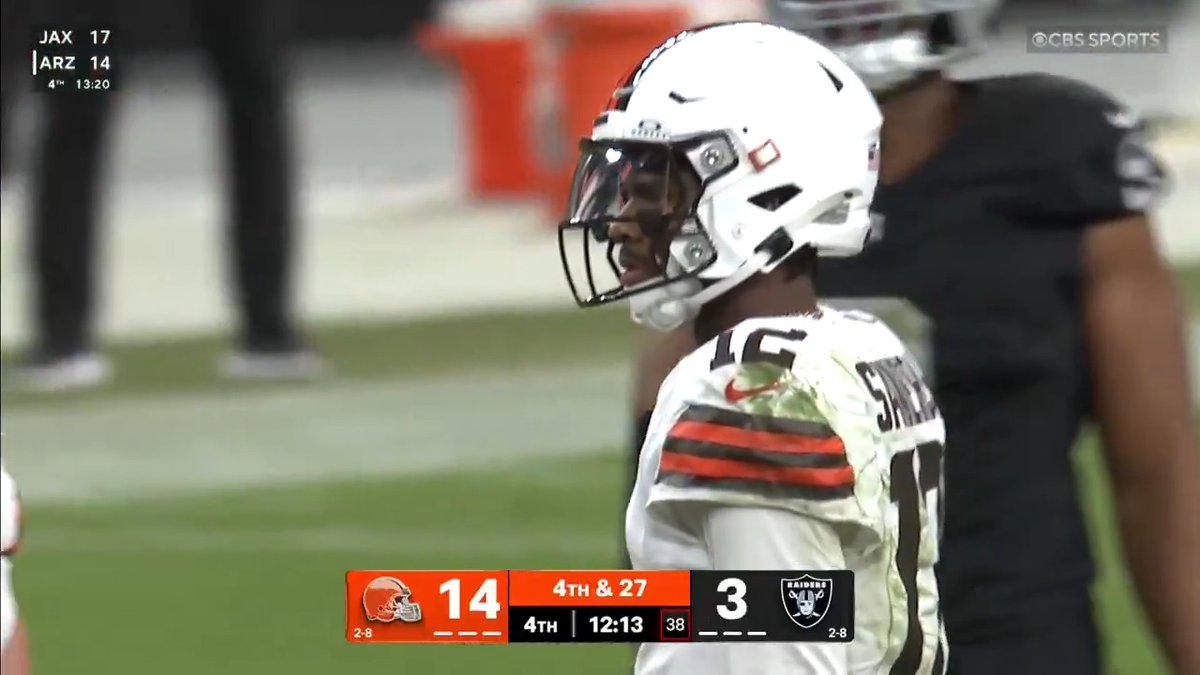 Every pass and rush attempt from Shedeur Sanders' first NFL win ⌚️