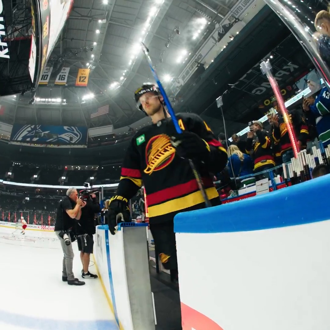 TIME FOR HOCKEY! ⏰