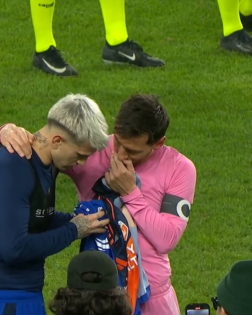 Multiple FC Cincinnati players wanted Messi's jersey 🔥 (via Major League Soccer on Apple TV)