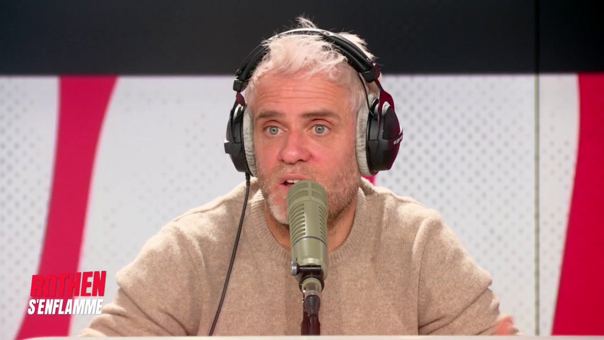 ๐ด๐ต Les trophรฉes individuels perturbent-ils le PSG ? Jรฉrรดme Rothen: "Si Luis Enrique en parle, cela veut dire qu'il sent que certains joueurs surfent sur la saison passรฉe et ont du mal ร se concentrer sur l'actuelle et รงa l'agace"