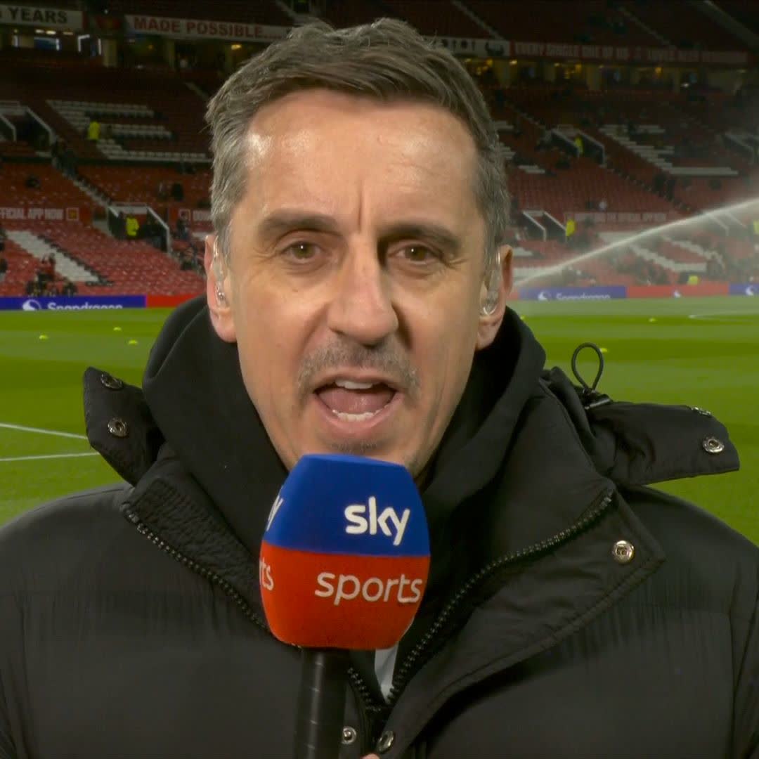 "Tonight is very big for Manchester United" Gary Neville previews Man Utd vs Everton 🎙️