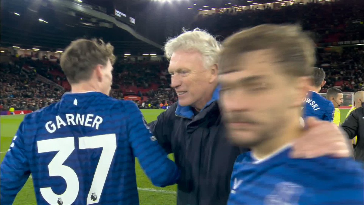 "What a night for David Moyes" 🙌 A memorable night for Everton! 🔵