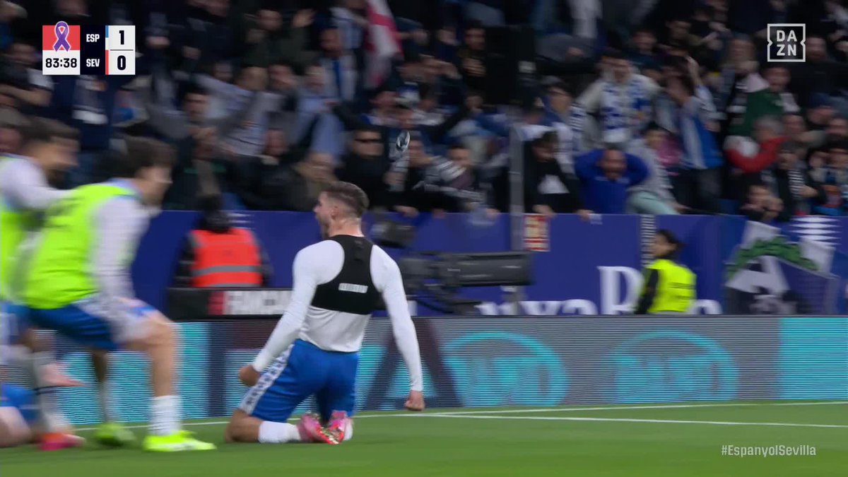 ¿Definición de CHICHARRO? Lo de Roberto Fernández para que los pericos vuelen en sentido Europa 😛⚪🔵 RCD Espanyol de Barcelona #LALIGAenDAZN ⚽️