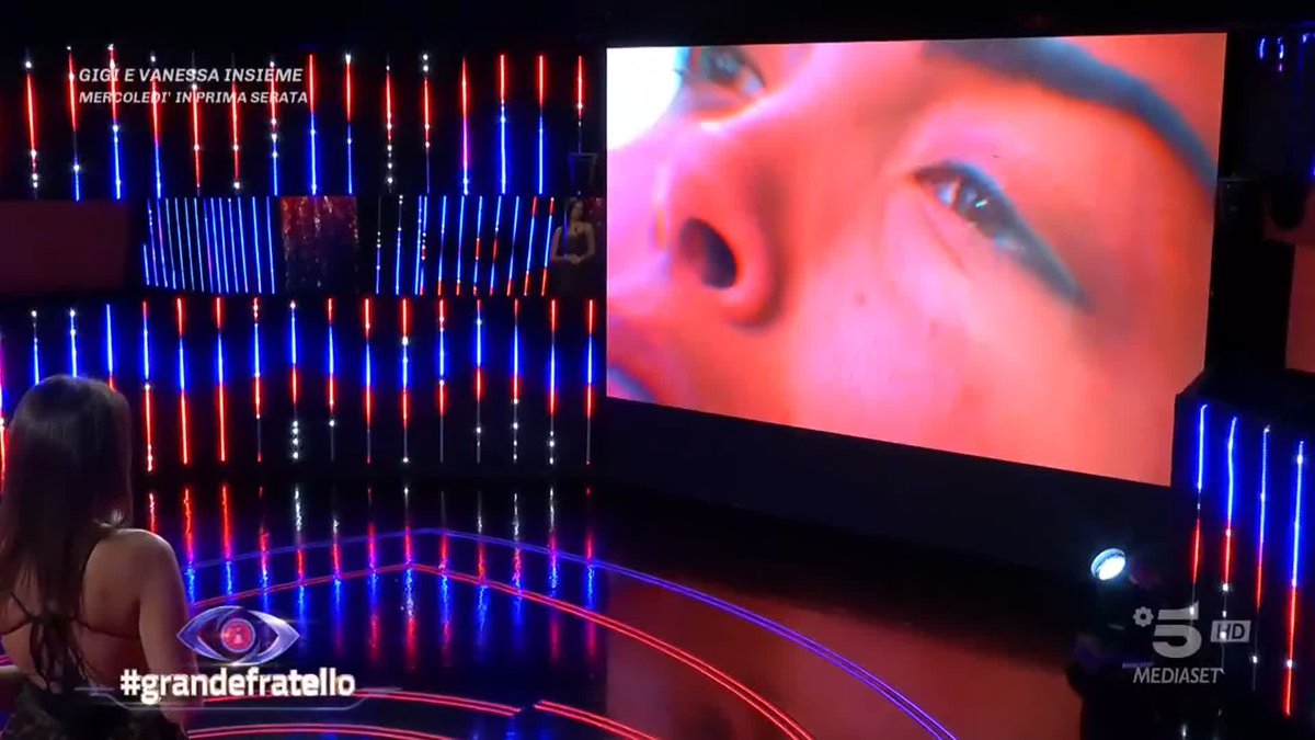 "Sono destinata ad amare e non essere amata" 💔 #GrandeFratello