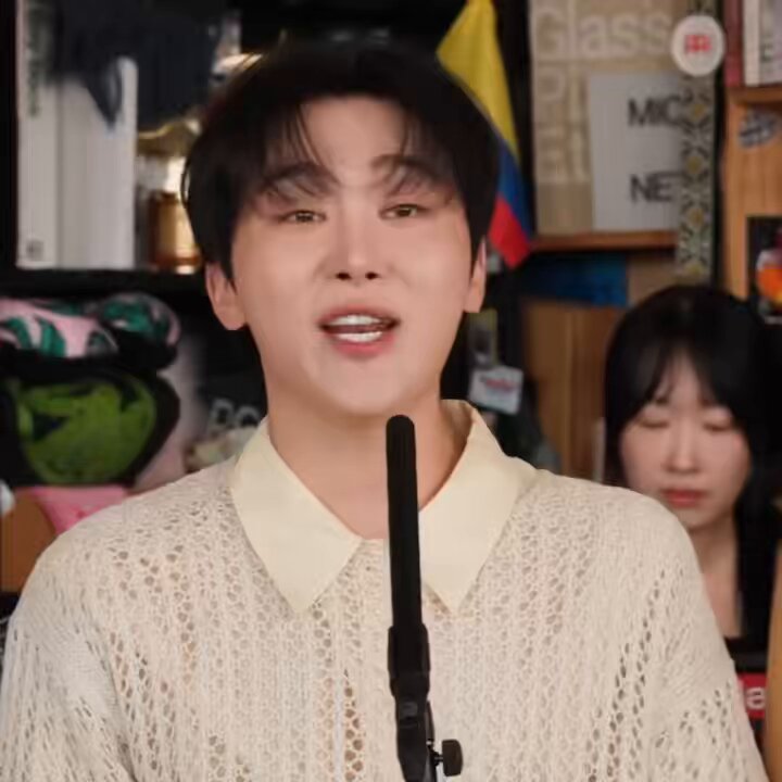 SEVENTEEN becomes the first ever kpop group to perform on tiny desk!