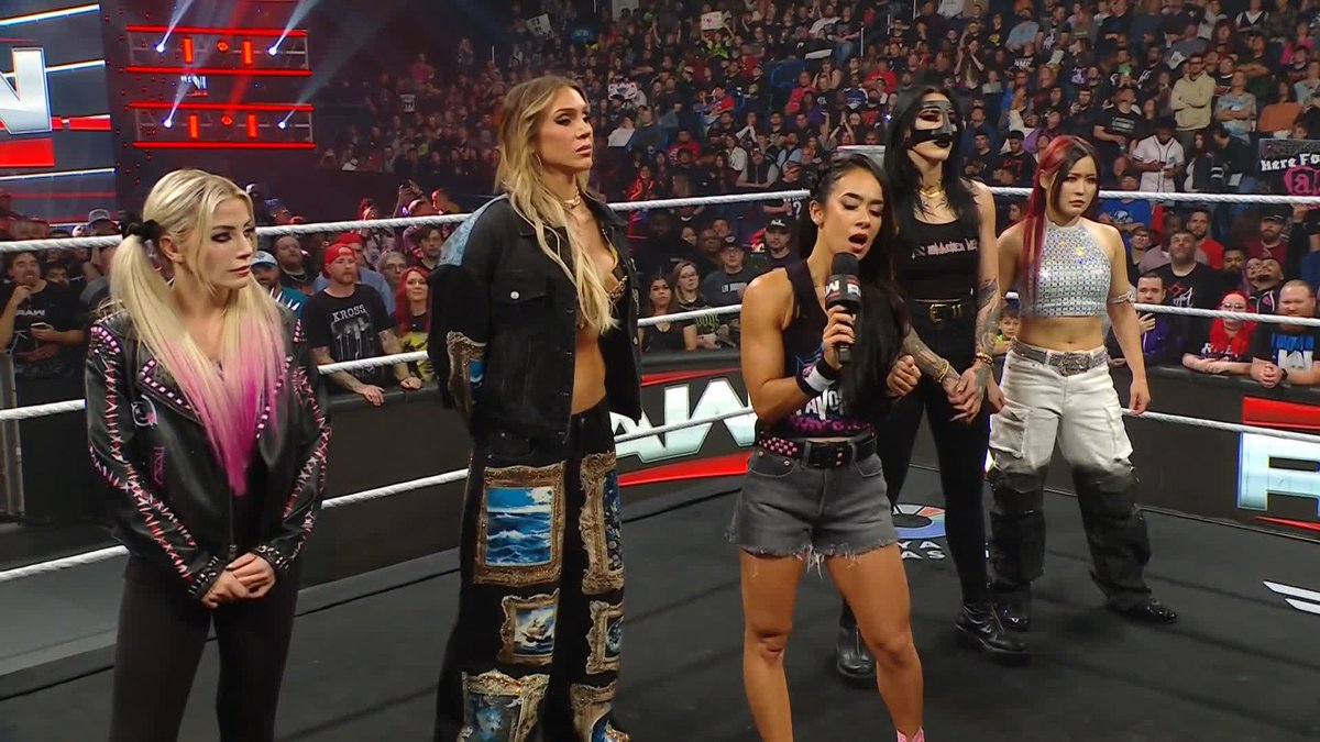 AJ Lee doesn't BARK BARK BARK... she BITES. These teams are READY FOR WAR THIS SATURDAY. 😤