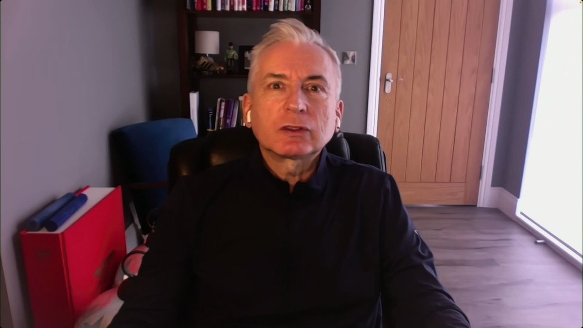 "For David Moyes it was a fantastic victory" Alan Smith discusses Everton's win over Manchester United 🔵