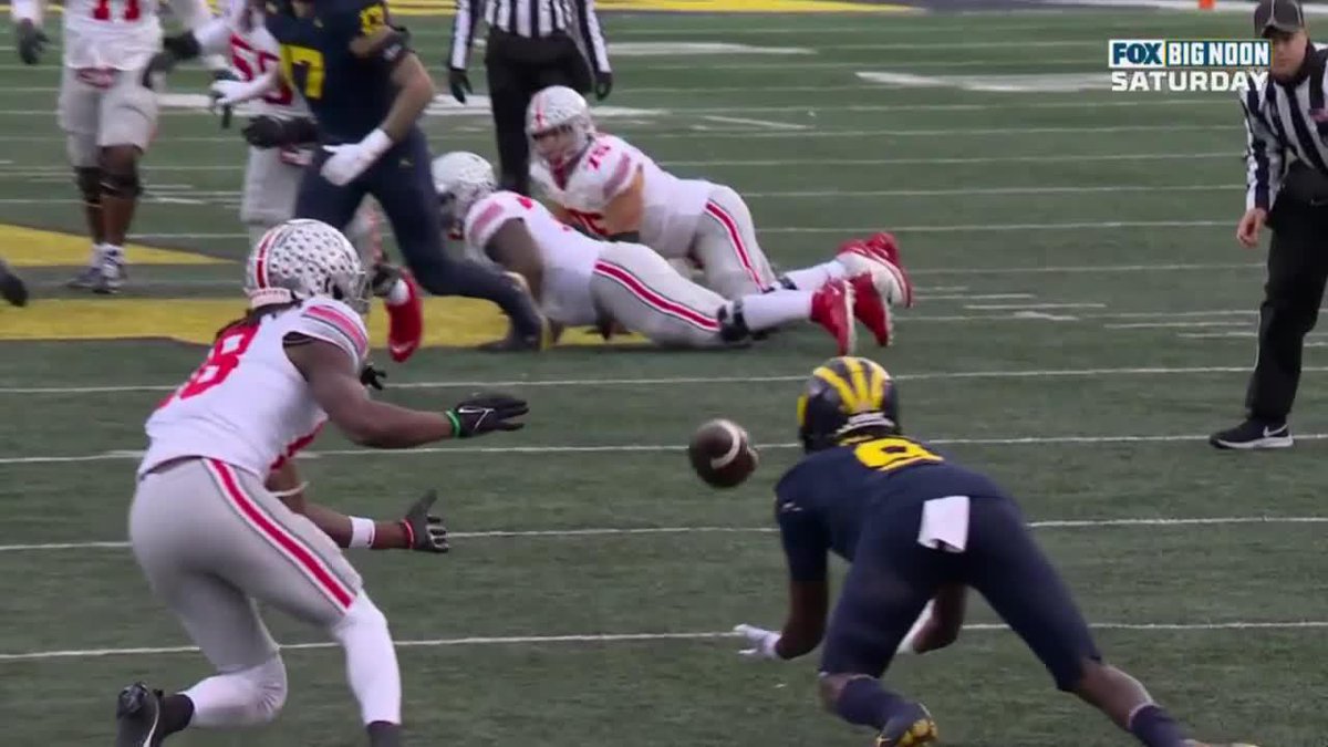 ROD MOORE‼️ 🙌 #OTD in 2023, the DB called game to send No. 3 Michigan past No. 2 Ohio State for the third straight season.