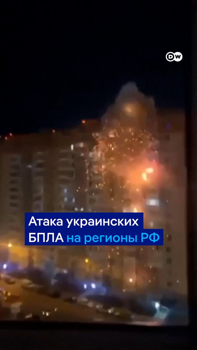 Видео ударов ВСУ по Ростовской и Краснодарской областям. Атака была направлена в том числе на местный центр обслуживания бомбардировщиков. Всего в ходе воздушной атаки погибли три человека и ранены не менее десяти