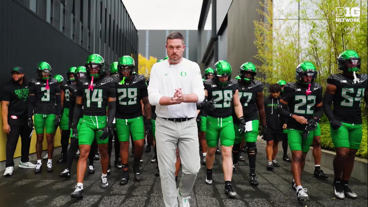 It's a buzzword, and it can be misunderstood. Culture's something Urban Meyer didn't fully understand until he became a head coach. The 3x national champ highlights No. 7 Oregon Football's culture 👇