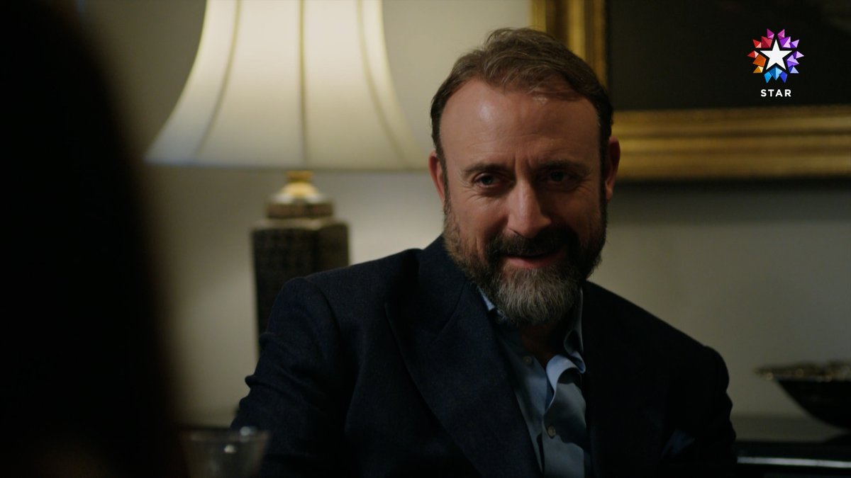 "Bence senin gibi bir kadının kendine inandırmak gibi bir derdi olmamalı." #KralKaybederse Kral Kaybederse