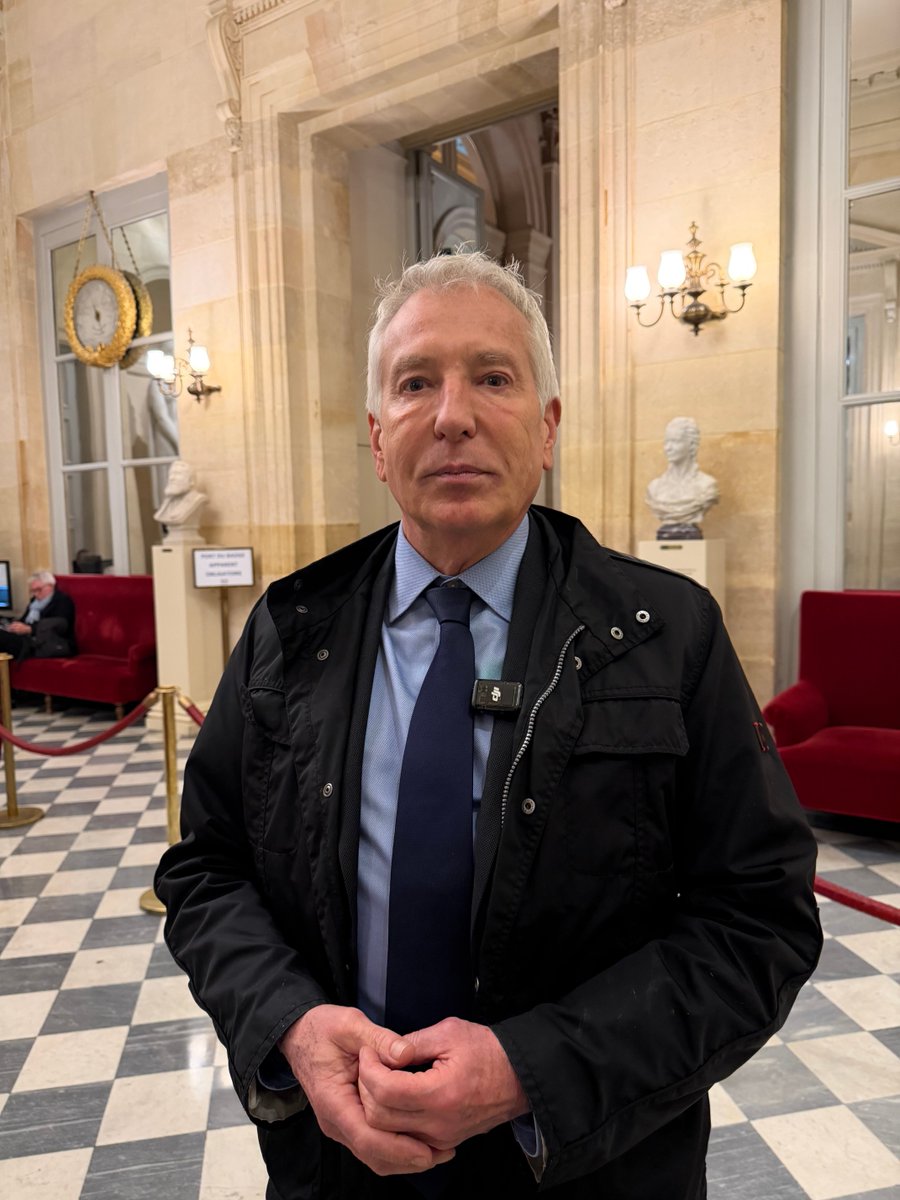 « L’Arcom est capable de fermer C8, mais interrogé sur des dérapages extrêmement précis où elle n’a pas sanctionné, on n’a pas de réponse » regrette Philippe Ballard au micro de Jean Bexon.
