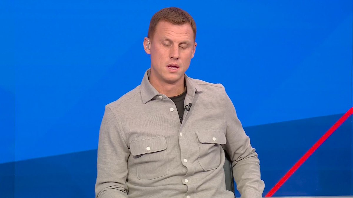 🗣️ "They blew Barcelona out of the water." Steve Sidwell reacts to Chelsea's impressive performance in their 3-0 victory over Barcelona ⚡️