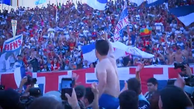 Un día donde todo el estadio coreó a uno que siempre lo dejó todo por #LosCruzados: Cristian Álvarez ⚪🔵 25/11/2018: en la victoria ante O'Higgins previo a #La13 🌟, el "Huaso" recibió el cariño de todos en su último partido que jugó en San Carlos 👏 #EfemérideCruzada