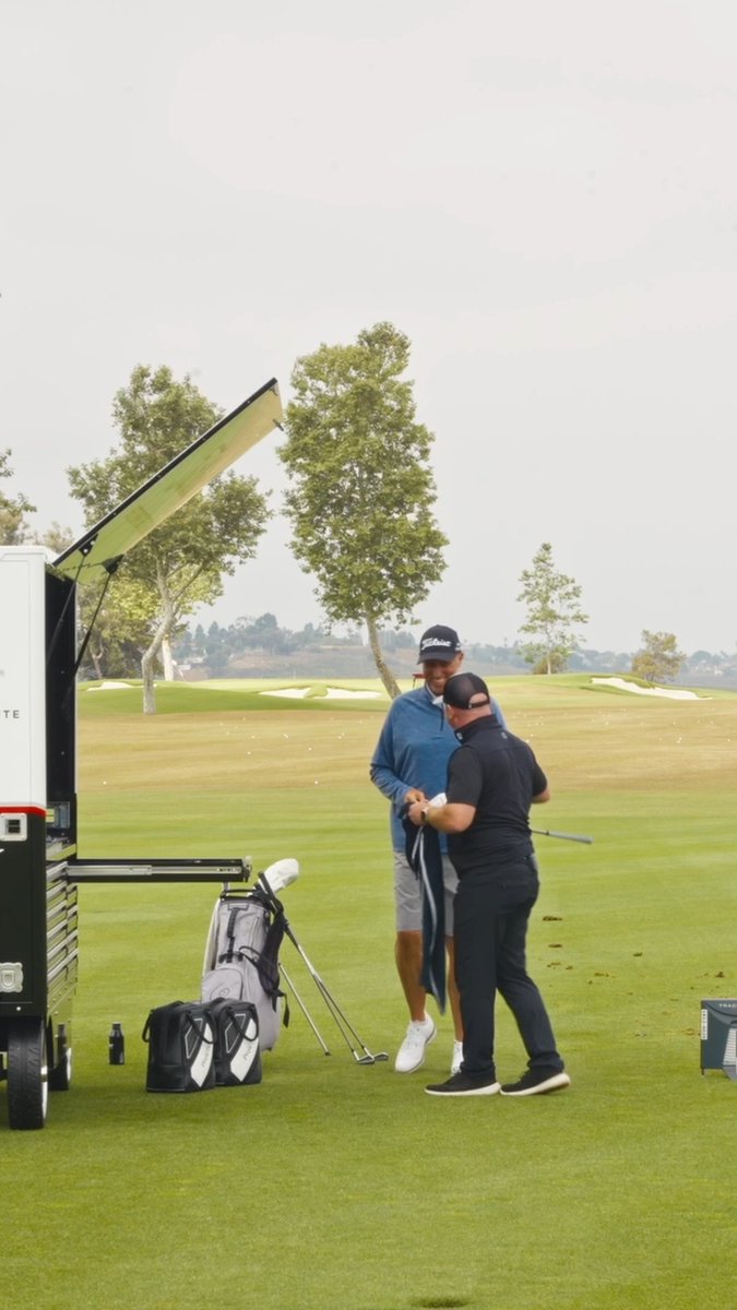 Choosing the right club comes naturally to Bones. Watch him get fit for the NEW T-Series irons: Bones' blended set: ➡️ T350 5-iron | Aerotech SteelFiber i95cw ➡️ T250 6-PW | Aerotech SteelFiber i95cw