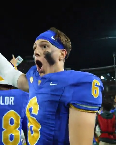 The 100-yard PITT SIX 🤯🤯🫨😱 Braylan Lovelace