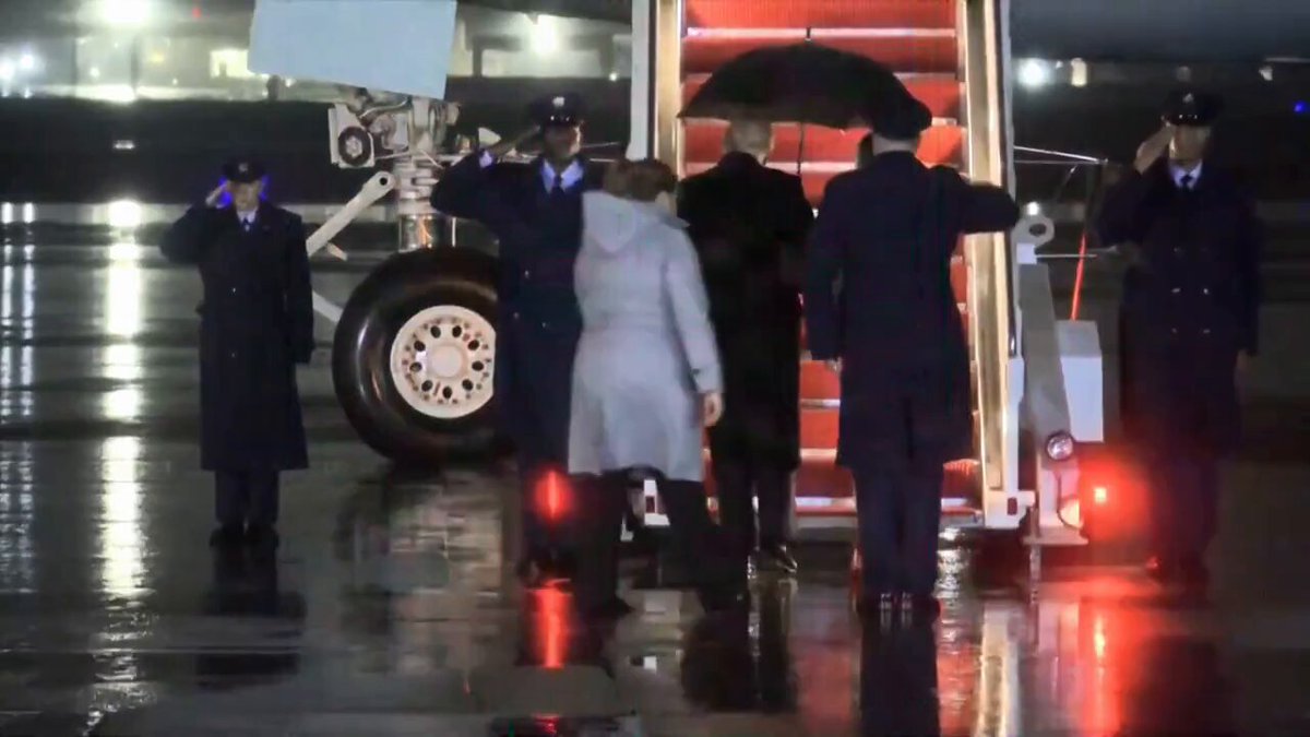 .President Donald J. Trump and First Lady Melania Trump depart for Palm Beach, where they’ll celebrate Thanksgiving 🦃 ❤️