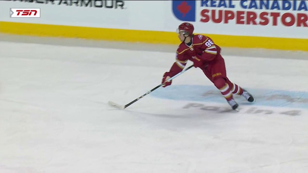 Mathis Preston (Spokane Chiefs) gets to the center of the ice and cuts Canadian Hockey League's deficit in half! 📺: CHL USA Prospects Challenge on NHL Network