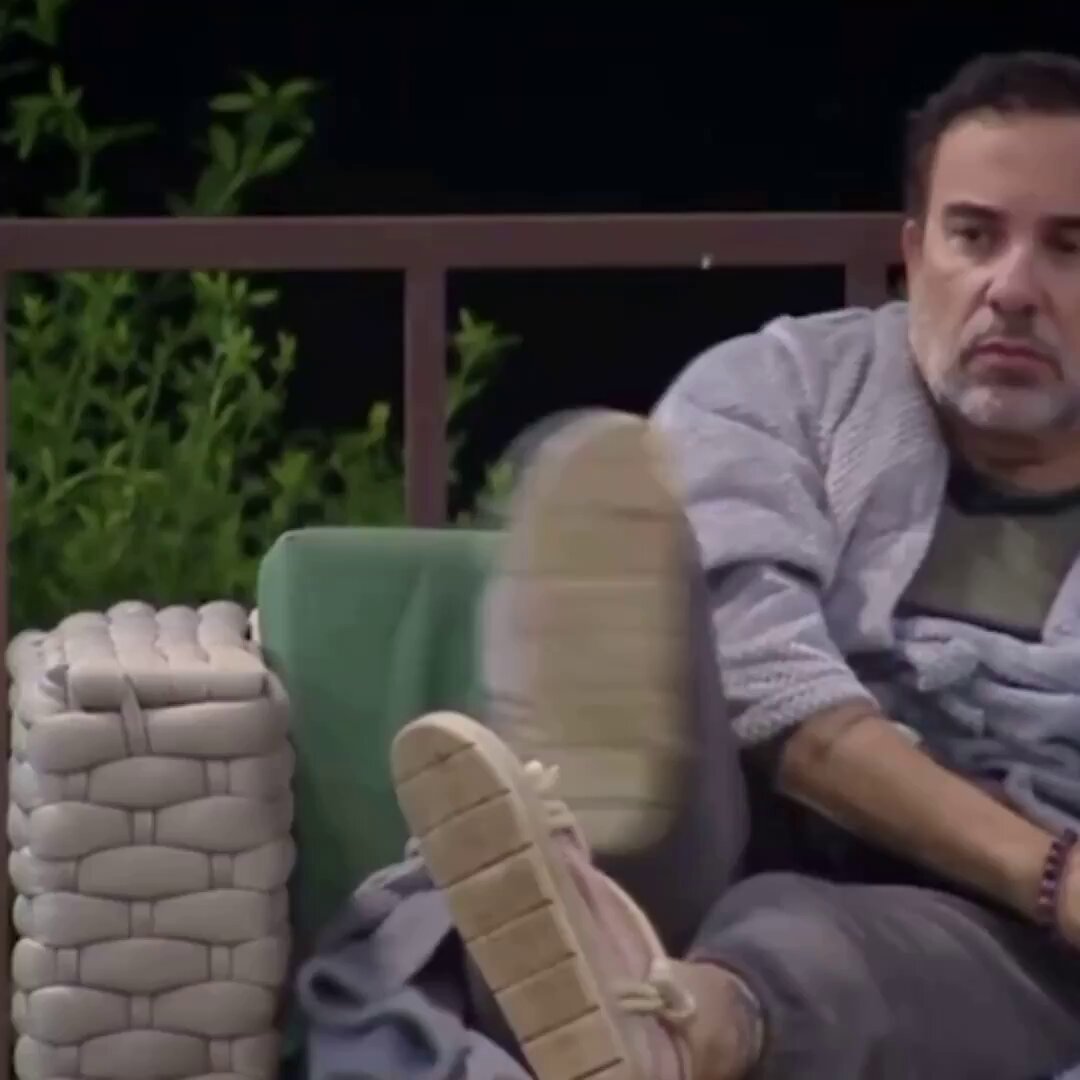 A CAROL RACHANDO O BICO COM O FABIANO INDIGNADO PELA PRIMEIRA VEZ KKKKKKKKKKKKK VSFFFFFFFF #AFazenda