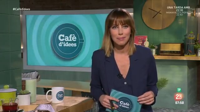 🔴 Avui que rebem el Premi Ondas també celebrem el programa mil. Estarem pendents de la sessió de control al Govern al Congrés. I entrevistem Artur Mas 👋 Bon dia! Comencem a #La2Cat de RTVE Catalunya, #Canal24horas i radio4_rne amb Lorena i Quim Esteban Osta!