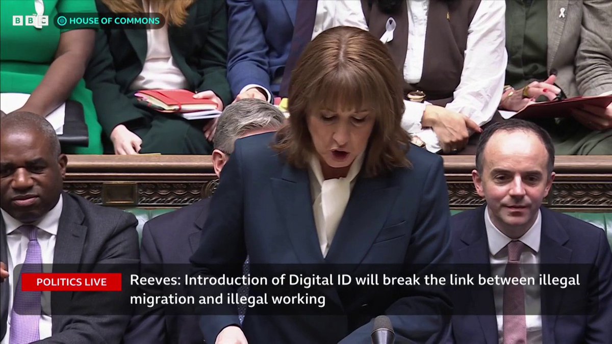“Salary sacrifice for pensions… is forecast to almost triple in cost to other taxpayers… with the greatest benefits going to the highest earners” Chancellor Rachel Reeves says a £2,000 cap on salary into a pension will be introduced in 2029 Follow live: