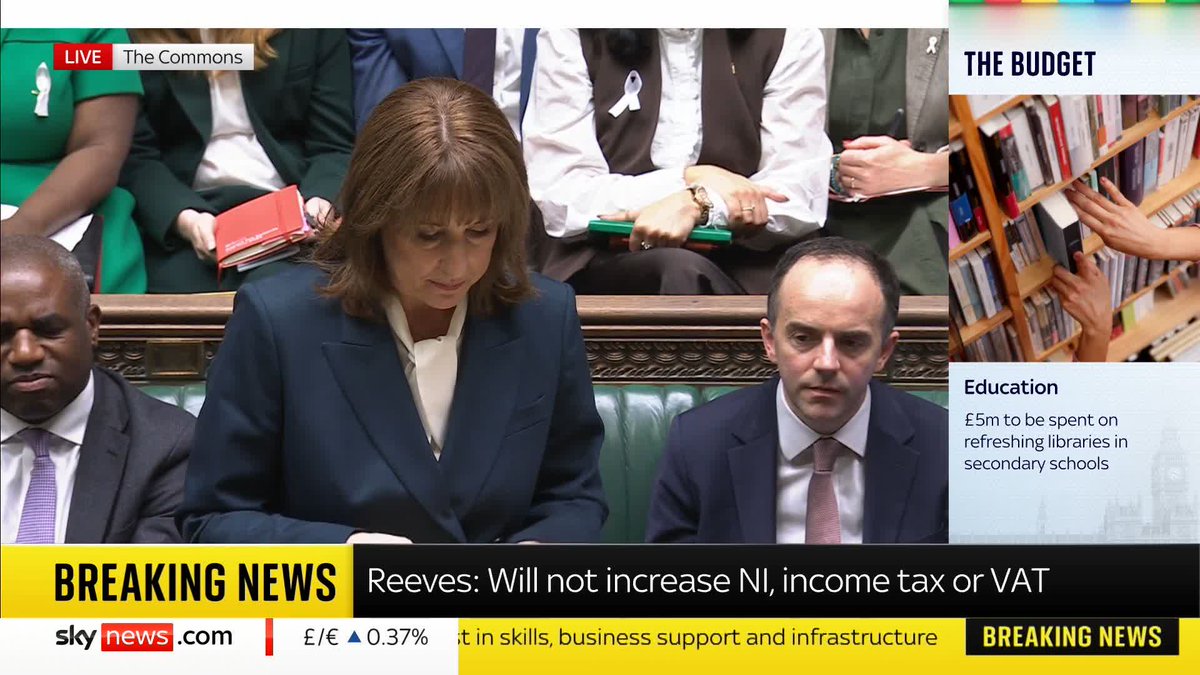 Chancellor Rachel Reeves is met with cheers and boos in the Commons as she announces the removal of the two-child benefit cap from April next year. Follow live 🔗 📺 Sky 501, Virgin 602, Freeview 233 and YouTube