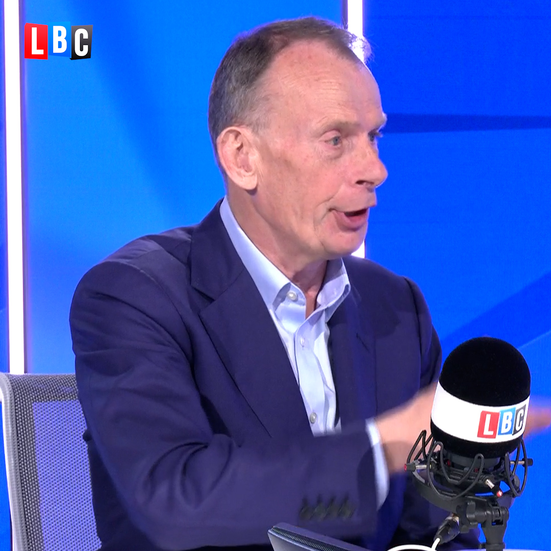 ‘Somebody passed her a phone which showed that her entire budget had just been leaked.’ Andrew Marr reacts to the OBR leaking Rachel Reeves’ Budget.