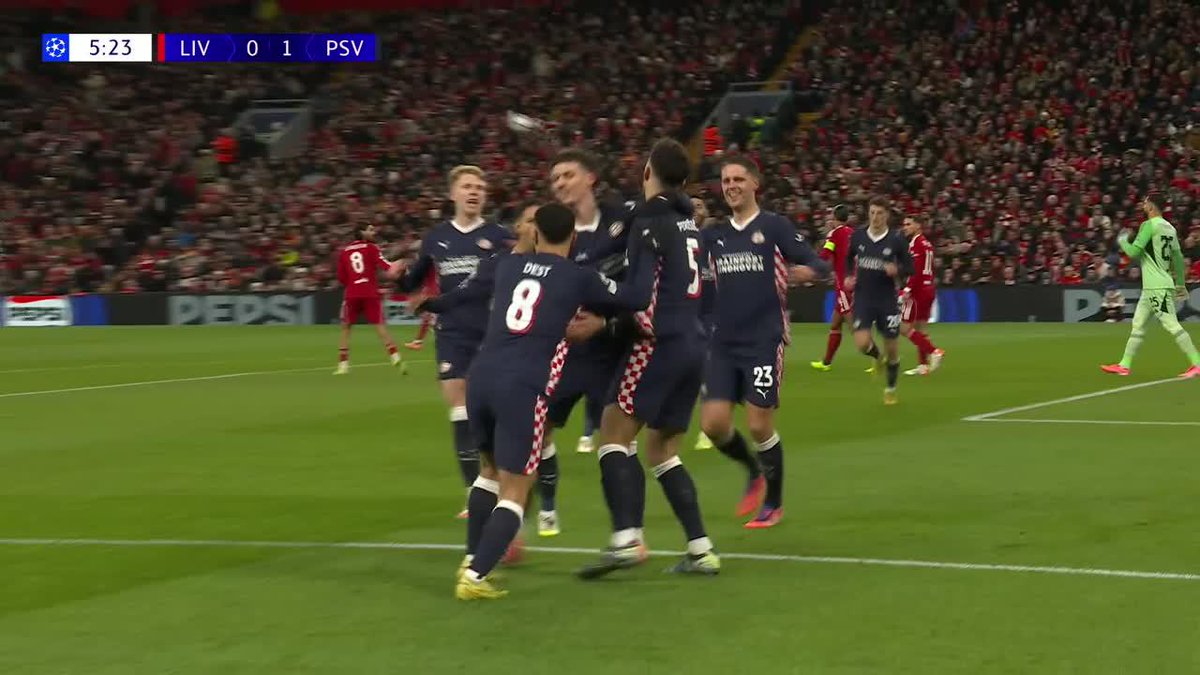 ARRIBA PSV: Perisic cambió penal por gol para el 1-0 ante Liverpool. 📺 Toda la #UCL por #DisneyPlus Plan Premium