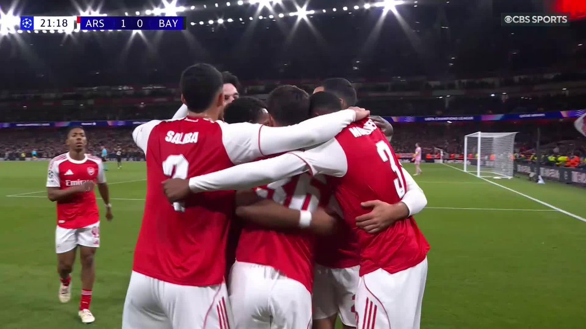 Scoring from a corner? Easy work 😉 Jurien Timber heads Arsenal into the lead 💥