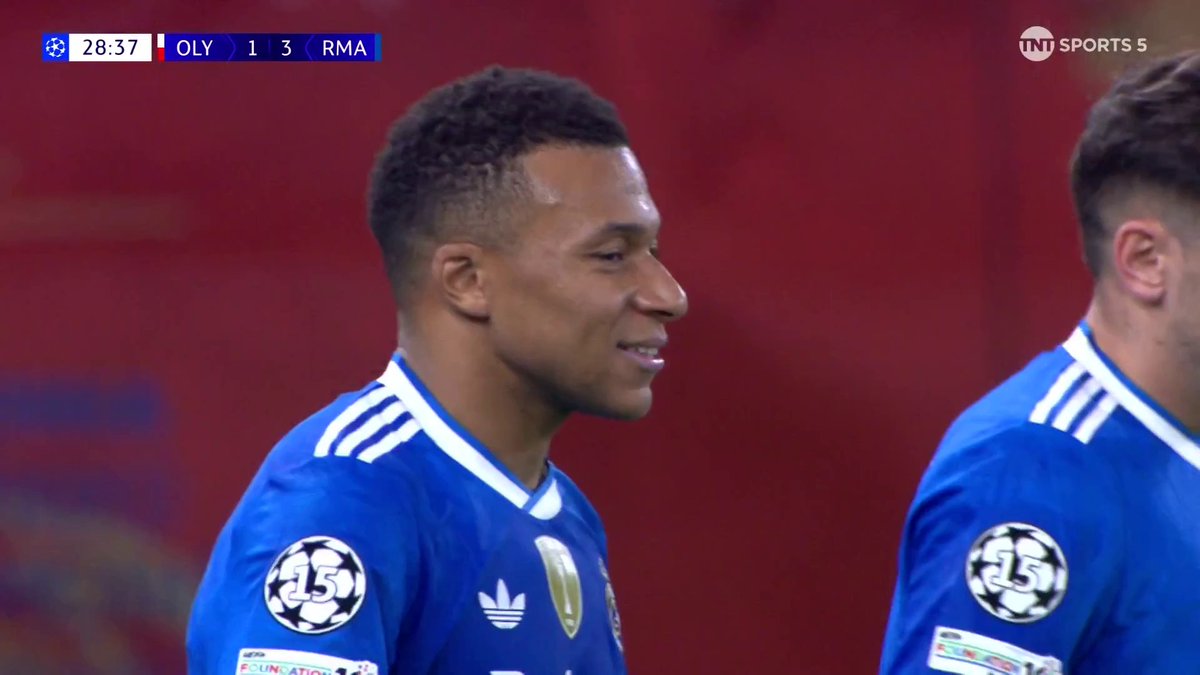 A SEVEN MINUTE HAT-TRICK FOR KYLIAN MBAPPE 🤯 From 1-0 down, Real Madrid find themselves 3-1 up, as Mbappe goes clear and slots home again, for a rapid hat-trick. TNT Sports & discovery+ UK