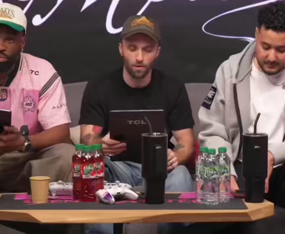 SQUEEZIE PRÉSENTE les premières images du nouveaux maillots GENTLEMATES 🔥 BANGER