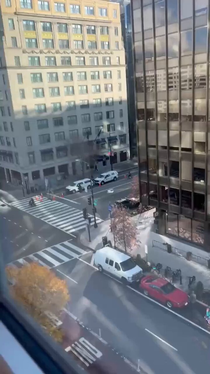 🚨WATCH: Seconds after the shooting, it looks like an arrest.