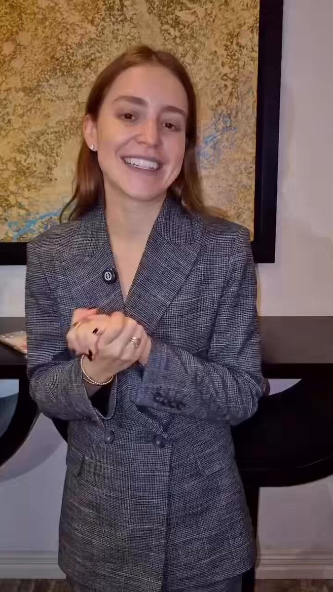 #AHORA | #26Nov Ana Corina Sosa, hija de María Corina Machado, envía un mensaje cargado de fuerza y anhelo desde Panamá: “Todos soñamos con el momento de volver a nuestra tierra. Ese día llegará, y llegará pronto.”