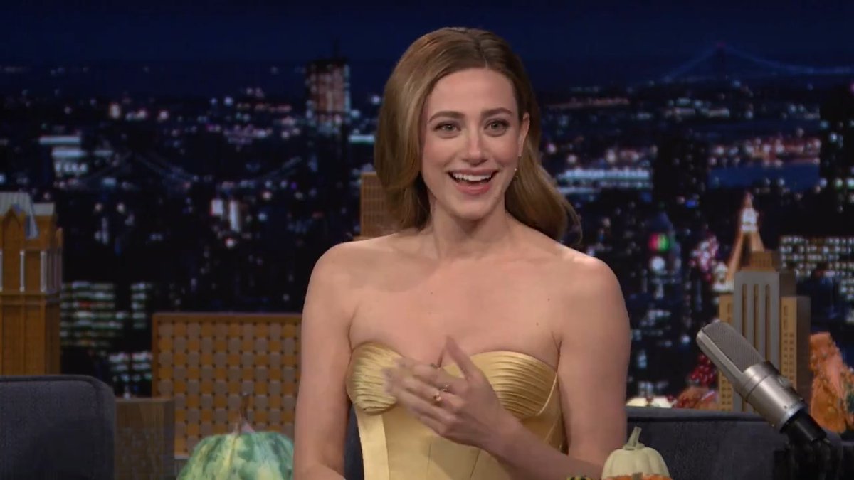 .Lili Reinhart bonded with Lola Tung while filming Forbidden Fruits over both being the center of teen drama love triangles! #FallonTonight