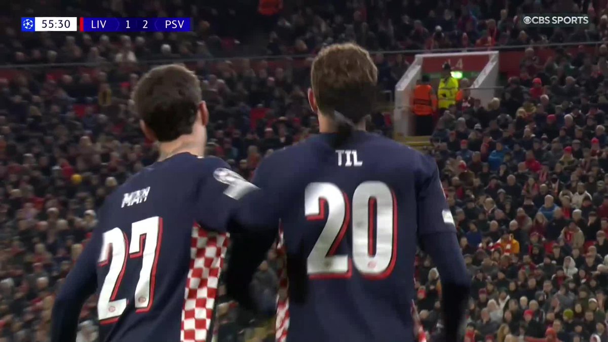 Mauro Júnior with a superb assist for Guus Til 🎯 PSV are back in front at Anfield! 💥