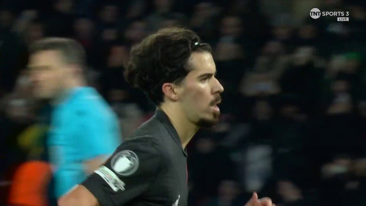 His first senior hat-trick 😍 Vitinha scores from the spot after a Romero handball, and he will take the match ball home as he puts PSG 5-3 ahead. TNT Sports & discovery+ UK