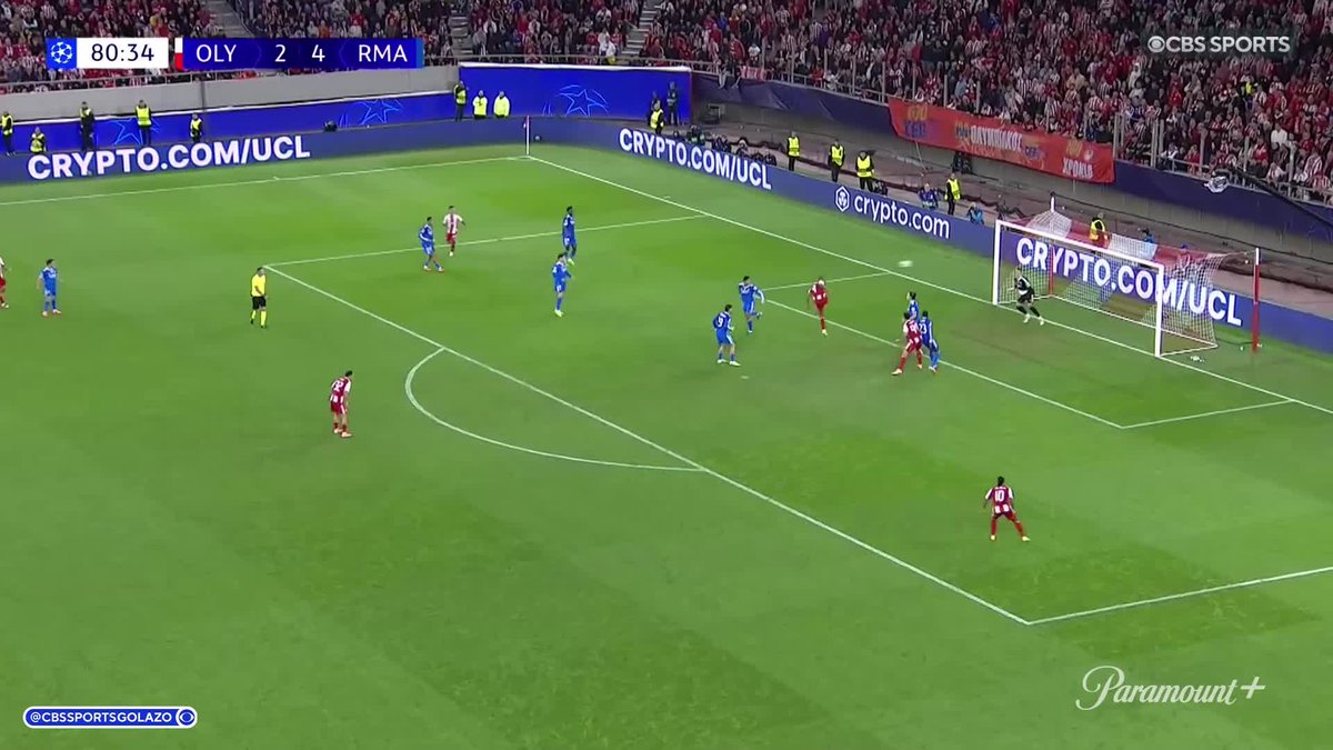 Ayoub El Kaabi pulls another goal back for Olympiakos ⚽ What a game in Greece 😮