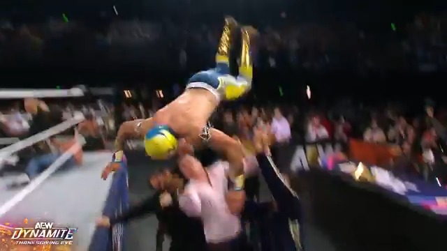 The first night of the #AEWContinentalClassic ends with a big brawl featuring competitors from both the Gold and Blue Leagues! Watch the #AEWDynamite replay on @SportsOnMAX RIGHT NOW!