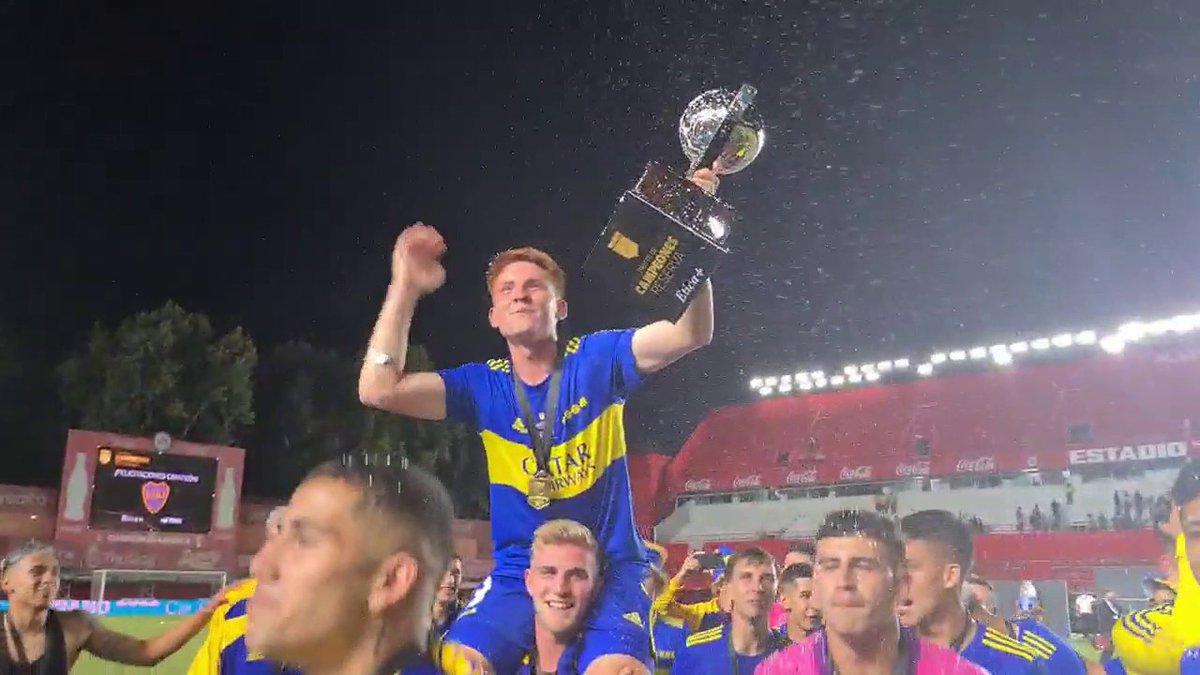 Que nos costaba ver algo así en esa noche en el Maracaná. Difícil de superar.