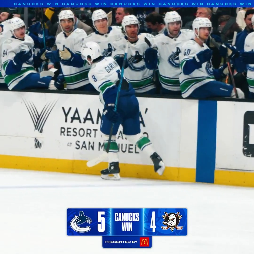 ROAD TRIP STARTS WITH A DUB❗️ #Canucks | McDonald's 🇨🇦