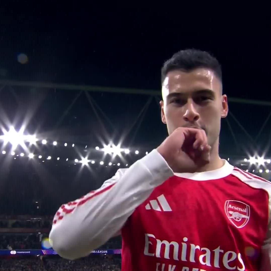 Neuer caught in no man's land 👀 Arsenal blow Bayern away 💣⚽ #SSFootball | #UCL