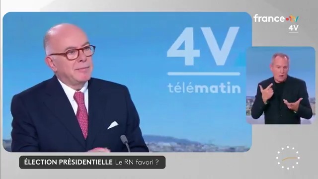 🗣️ "La principale machine à fabriquer du vote RN, c'est LFI. Aucun accord, aucune alliance avec LFI." 🔴 Bernard Cazeneuve, ancien Premier ministre et président du mouvement « La Convention », s'oppose fermement à une alliance avec LFI pour contrer l'extrême droite. #Les4V