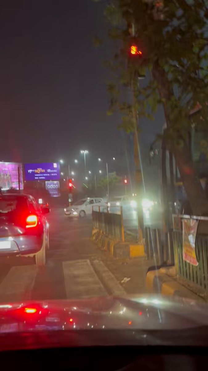 Keshavbaug Brt Bus breaking signal 26/11/2025 22:25 PM #amts #janmarg #brts Amdavad Municipal Corporation