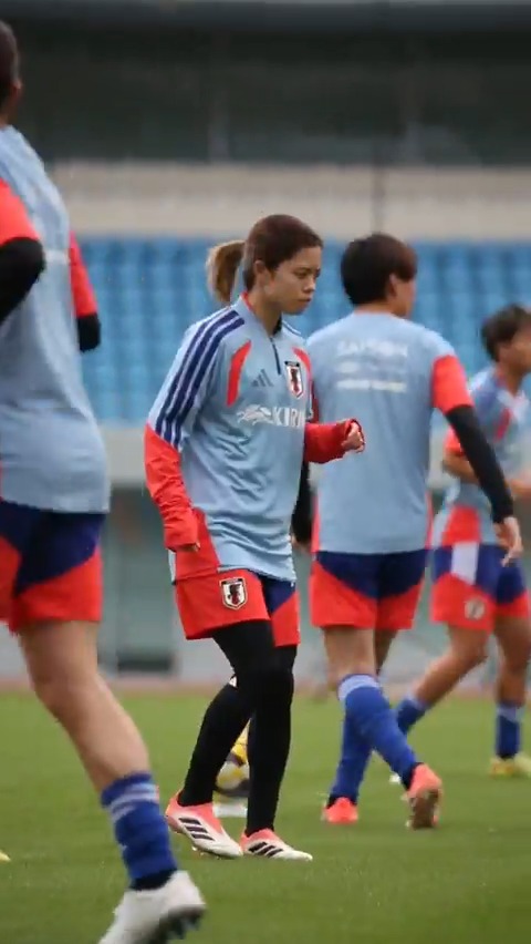 🔹なでしこジャパン🔹 𝑷𝑨𝑺𝑺 ⚽️👟 #中嶋淑乃 NAKASHIMA Yoshino #長谷川唯 HASEGAWA Yui #清家貴子 SEIKE Kiko #守屋都弥 MORIYA Miyabi #BEYOURBESTSELF #最高の自分であれ #夢への勇気を #なでしこジャパン #jfa #daihyo #nadeshiko #サッカー日本代表