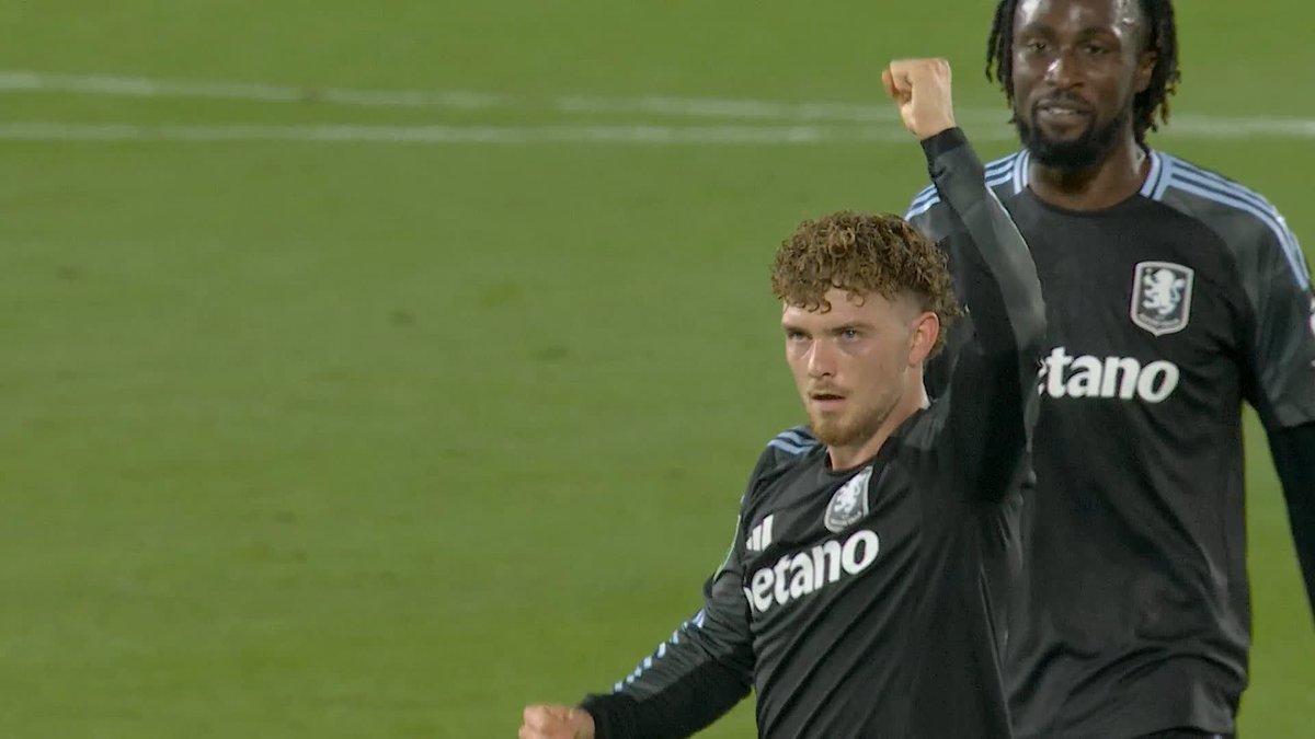 "I get the sense he's not in Unai Emery's plans." 🙅 Harvey Elliott has only featured five times for Aston Villa this season and is out-of-favour at Villa Park.