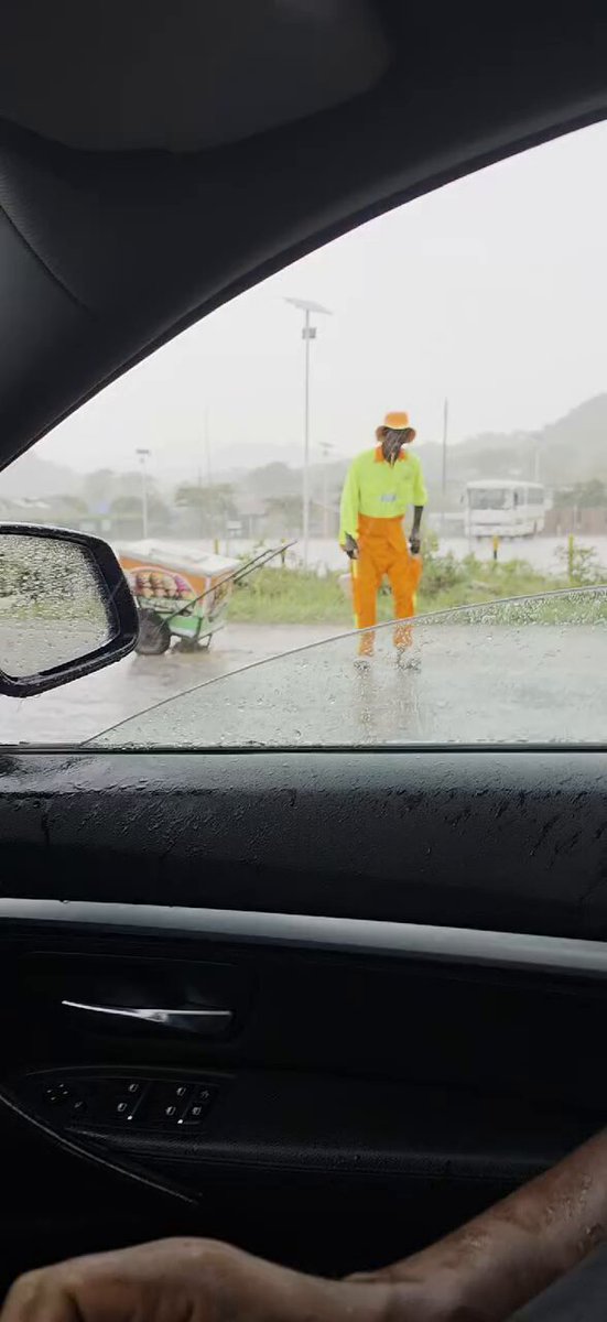 WATCH | Some Zimbabweans have such big hearts. These men gave an ice-cream vendor $10 after seeing him walking home in the rain after work.