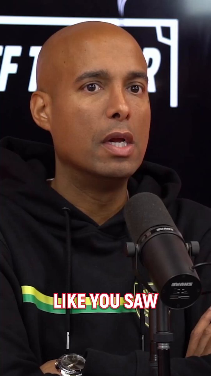 🗣️ "It's night and day between the two players... WE NEED HIM!" Jay Motty gives his verdict on Lisandro Martinez potentially returning to the squad! #MUFC
