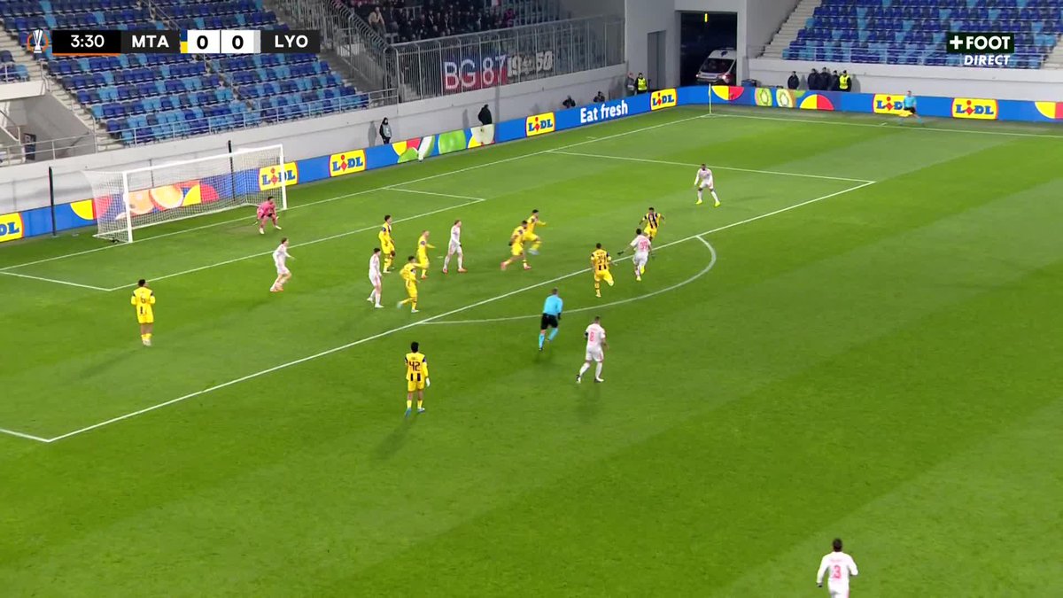 ⏱️ Il n’aura fallu que 4 minutes à Abner Vinícius pour ouvrir le score ⚡️ Le Brésilien débloque son compteur avec l’Olympique Lyonnais cette saison 🔥 #MTAOL｜ #UEL
